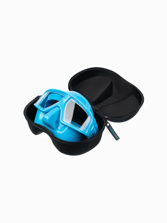 maska_blue_case.webp