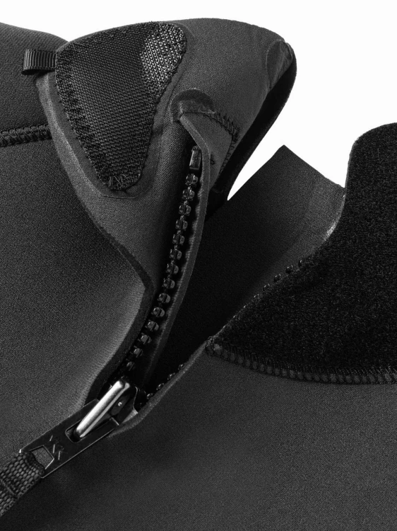 13_2mm_womens_wetsuit_one_piece_neck_seal_1800x1800.jpg